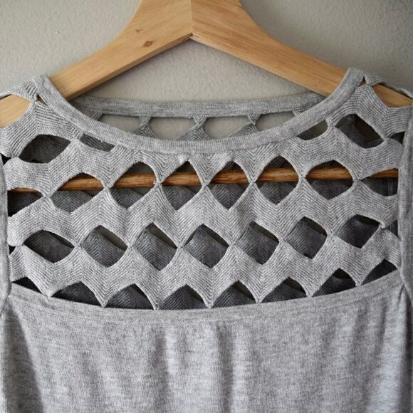 MILLY Top, Heather Gray, Size Small - Picture 4 of 8